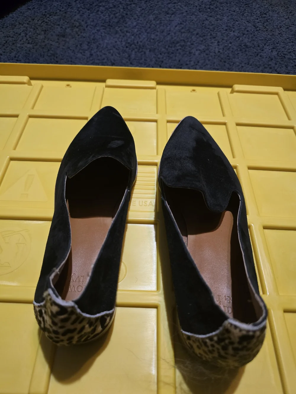 crown & ivy classic black